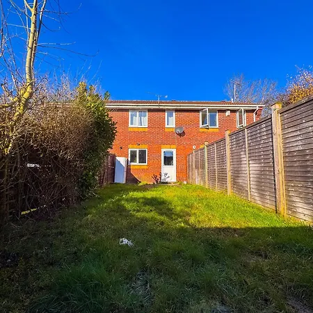 דירה Newly Refurbished Fit For To 7 Family Members, Groups, Contractors Centre Of Bradley Stoke