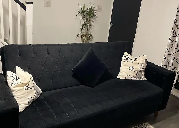 דירה Newly Refurbished Fit For To 7 Family Members, Groups, Contractors Centre Of Bradley Stoke בריסטול